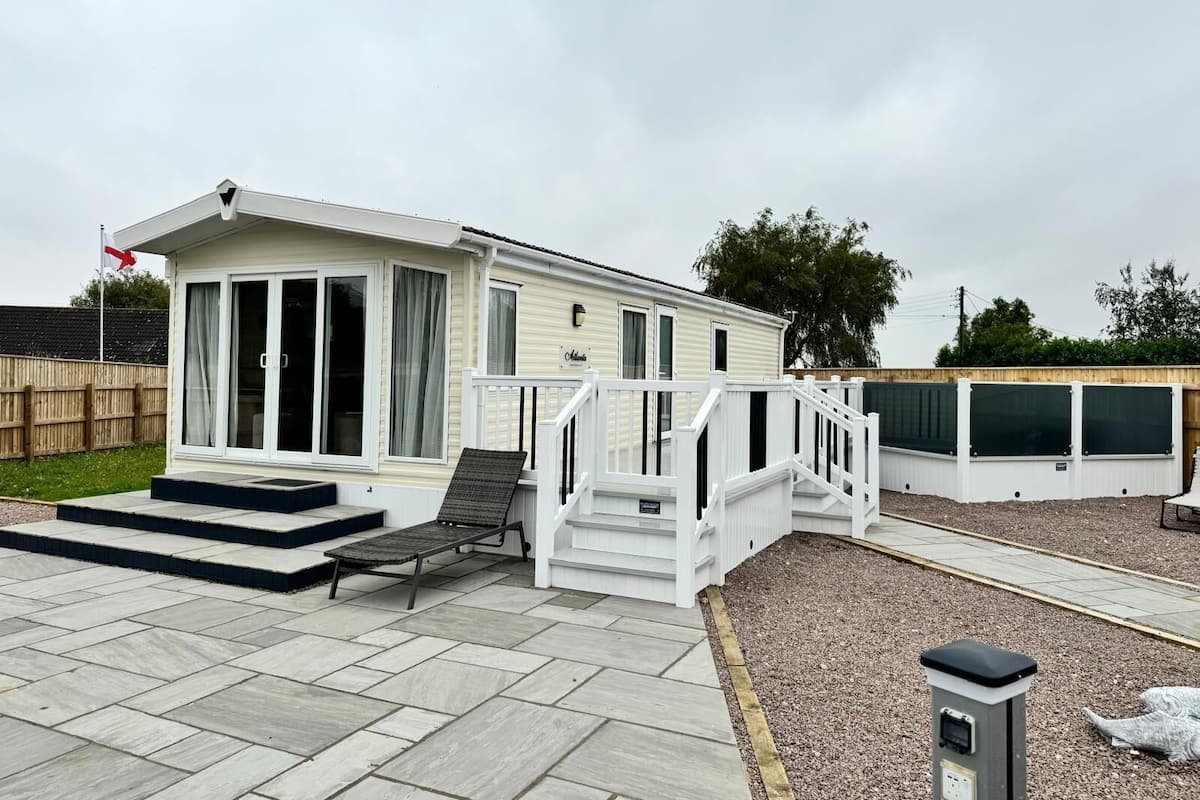Deluxe appartement, en-suite badkamer, uitzicht op meer (2 bed luxury) | Exterieur