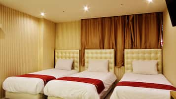 Værelse til 3 personer | Italienske lagner fra Frette, senge med topmadrasser, individuelt design