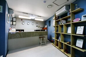 Check-in/check-out kiosk