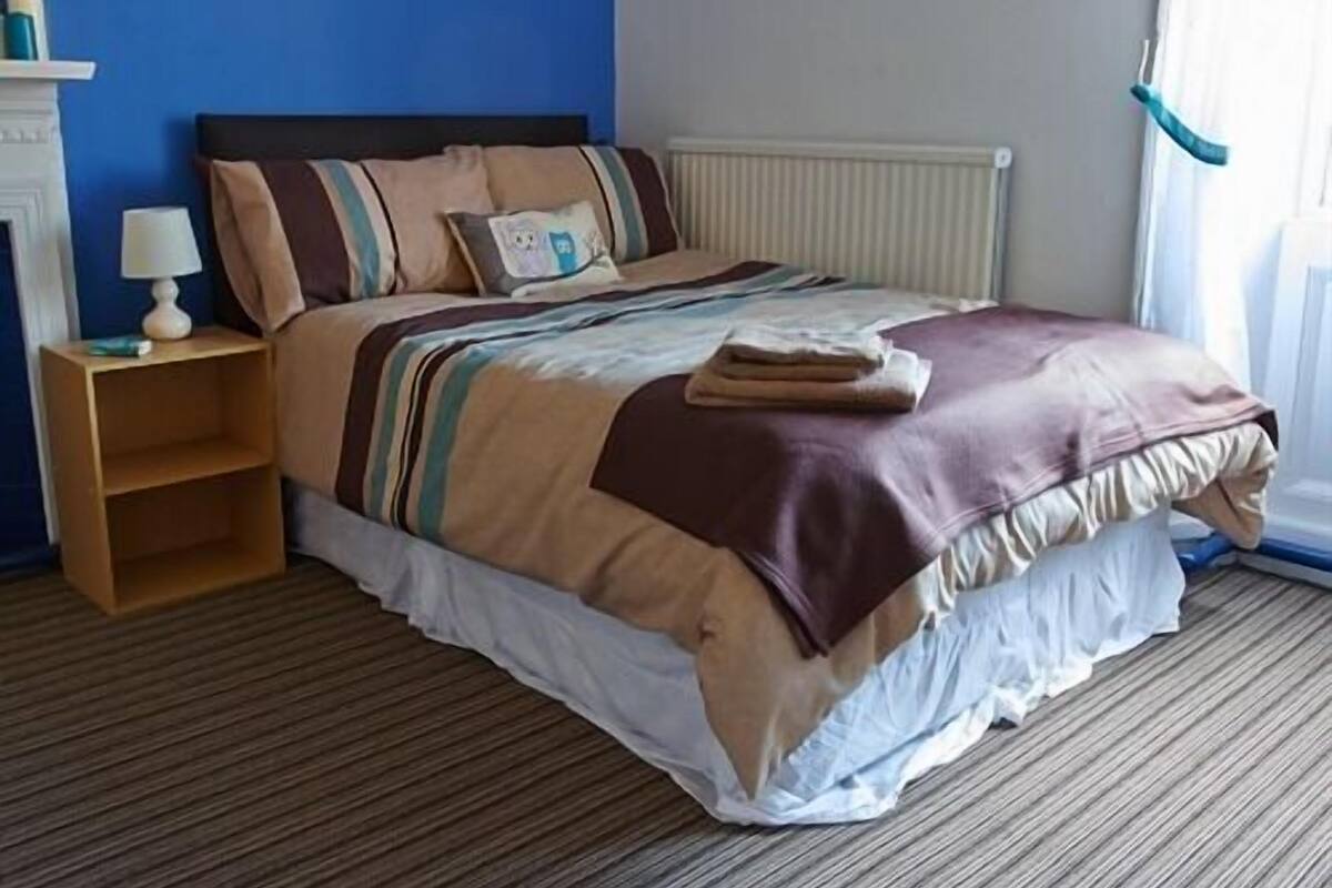 Chambre Quadruple Familiale, salle de bains commune
