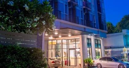 D Day Suite Ladprao