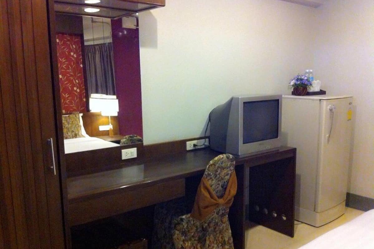 Standard Queen Room | 客室の設備とサービス