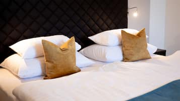 Deluxe Studio | 1 bedroom, free minibar, in-room safe, desk