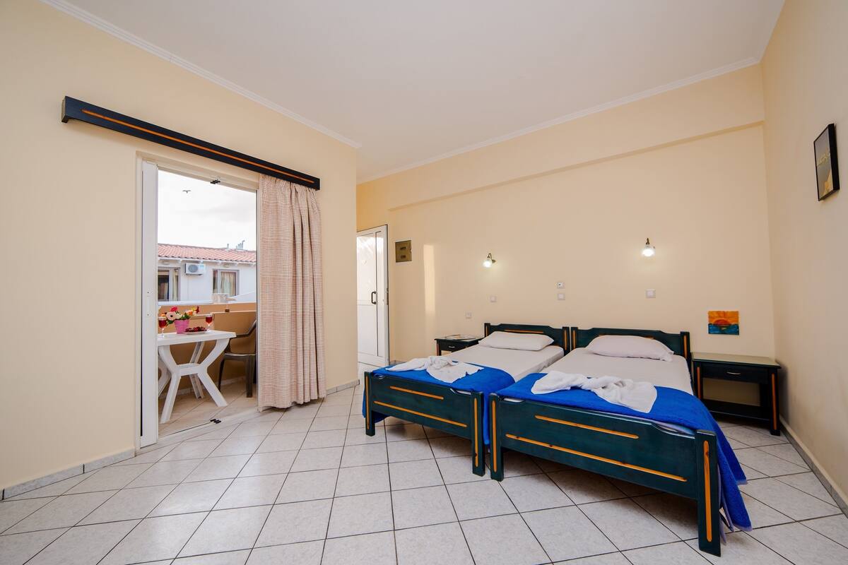 Studio, Sea View | Free cots/infant beds, free WiFi