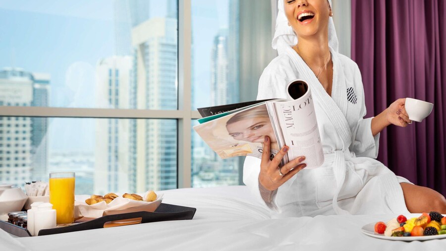 Pullman Dubai Jumeirah Lakes Towers - Hotel and Residence