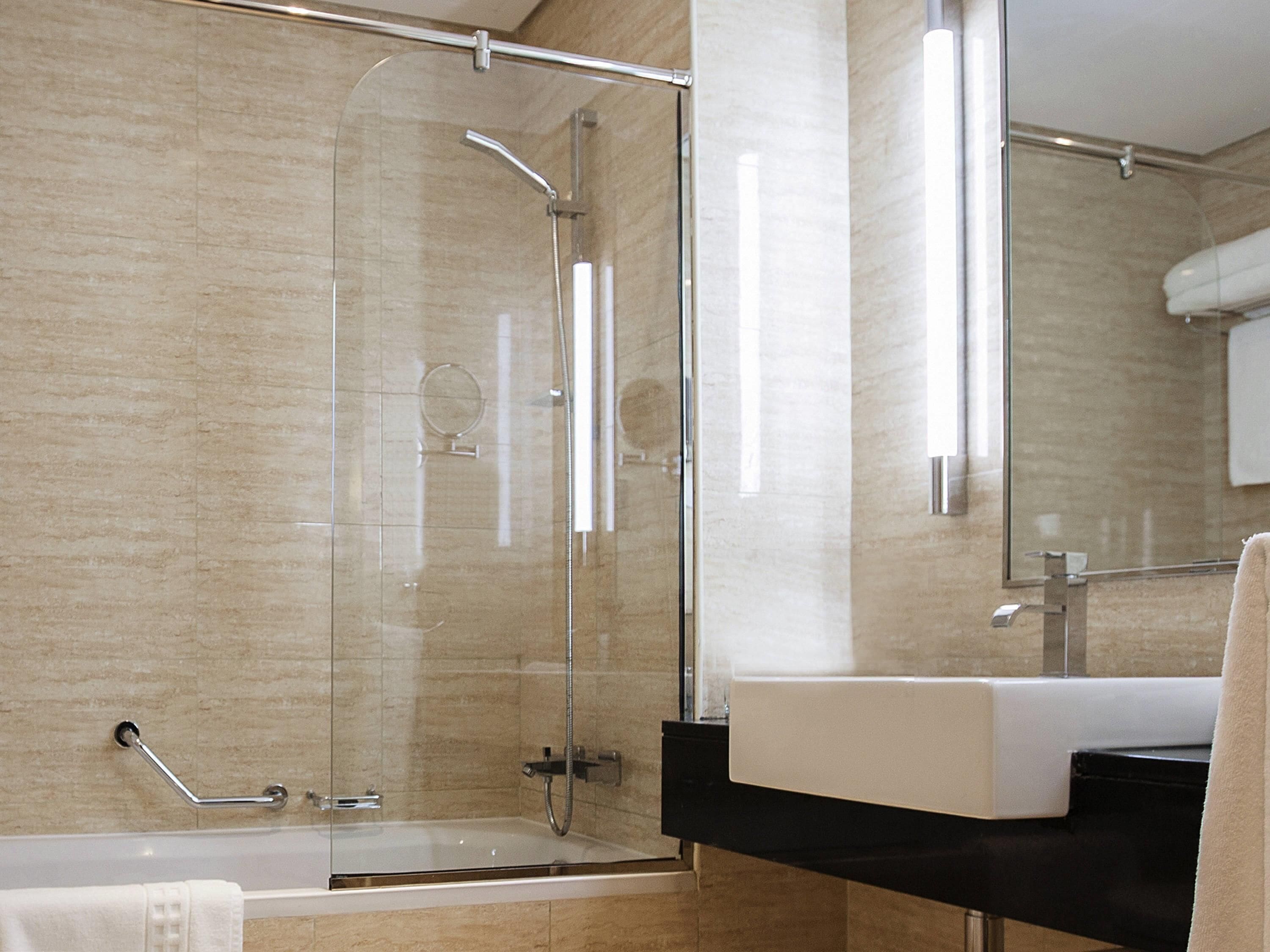 Premium bedding, pillow-top beds, minibar, in-room safe