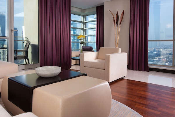 Televisión LED de 42 pulgadas con canales premium y televisión