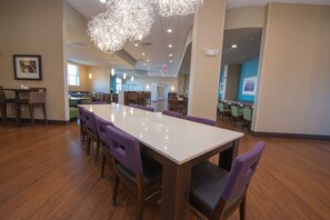 Bar lounge