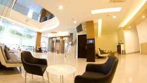 Lobby sitting area - Hotel 88 Grogol by WH (Jakarta)