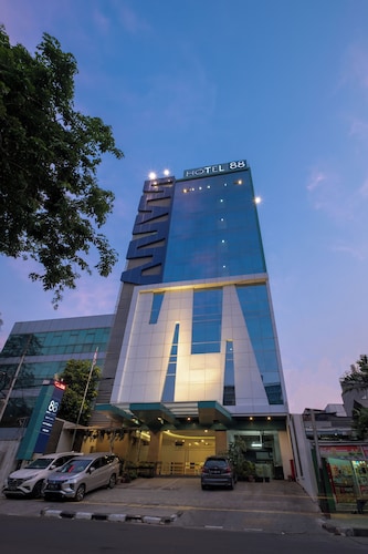 Hotel 88 Grogol by WH