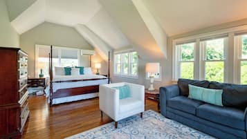 Suite Supérieure, 1 trÚs grand lit, vue océan | Literie de qualité supérieure, décoration personnalisée