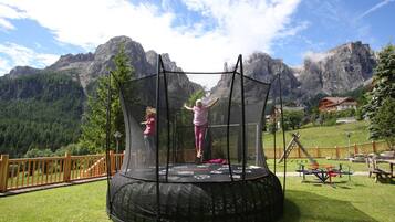 Children's play area - outdoor