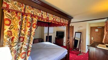 Deluxe Double Room, Ensuite (With 4 Poster Bed) | 1 bedroom