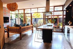 Bali Villa | Private kitchen | Full-sized fridge, microwave, stovetop, dishwasher - Sticky Rice Villas (Stirling)