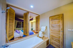 Habitación superior | Ducha del cuarto de baño