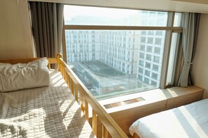Family Room A (1Queen 150*200cm & 2Sinlge 110*200cm & 1bunk bed) - Gogo House (Incheon)