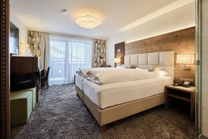 Ropa de cama hipoalergénica y minibar 