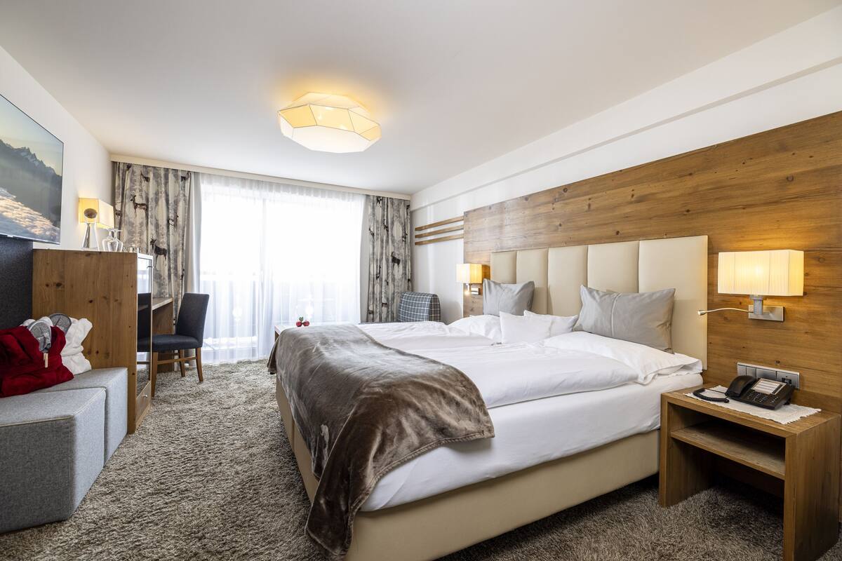 double room alpine living | 1 bedroom, hypo-allergenic bedding, minibar, in-room safe