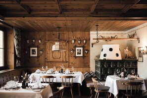 Der serveres morgenmad, frokost og aftensmad