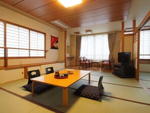 Japanese-Style Superior Room