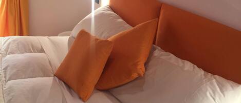 Standard Triple Room, Ensuite (Red) | Premium bedding, memory-foam beds, in-room safe, desk