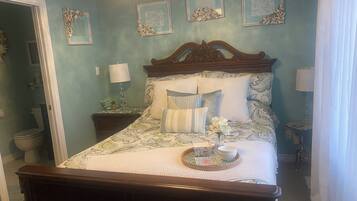 The Sauvignon Blanc Room, 1 Queen Bed | Free WiFi