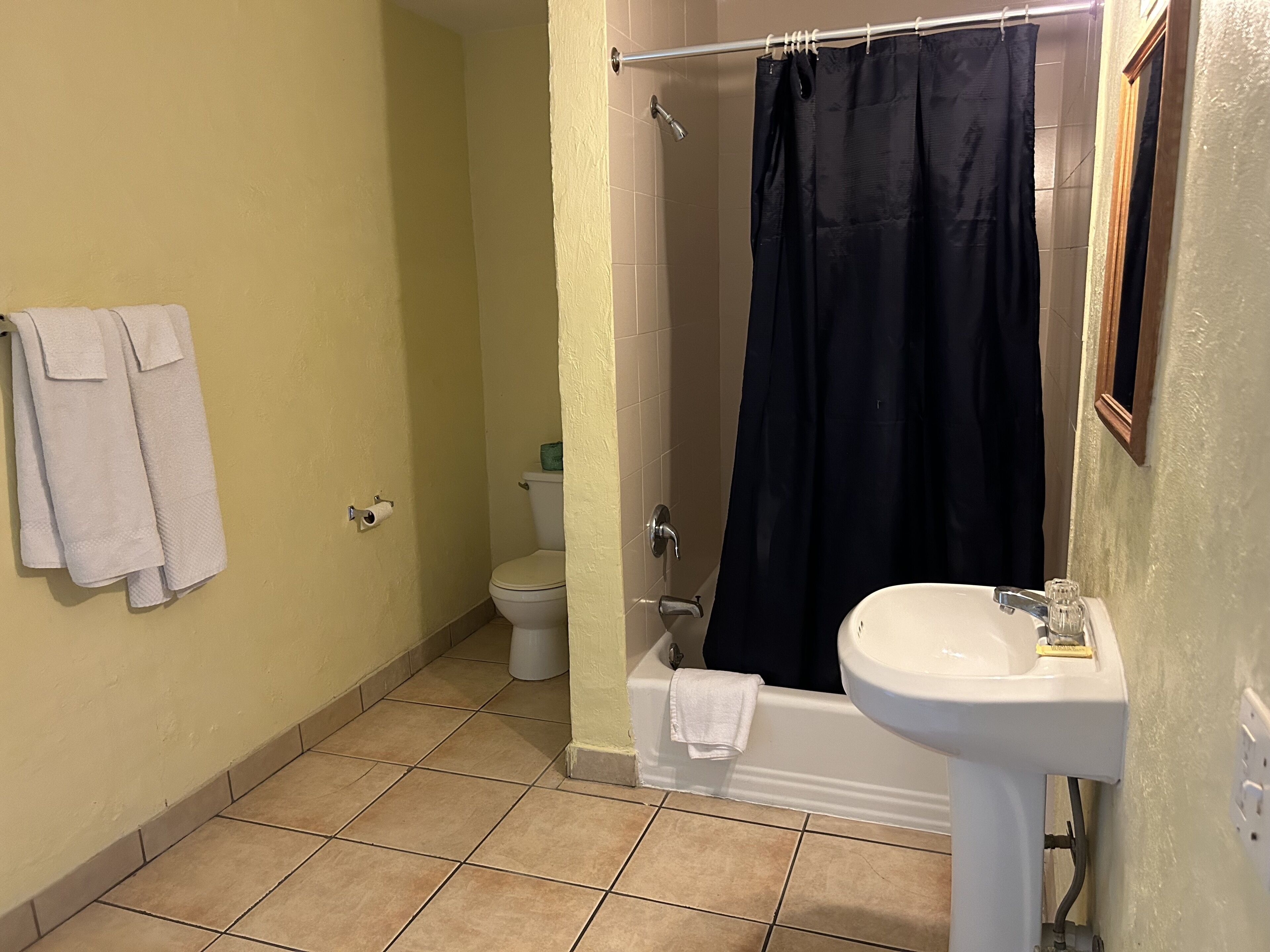 淋浴设施、毛巾