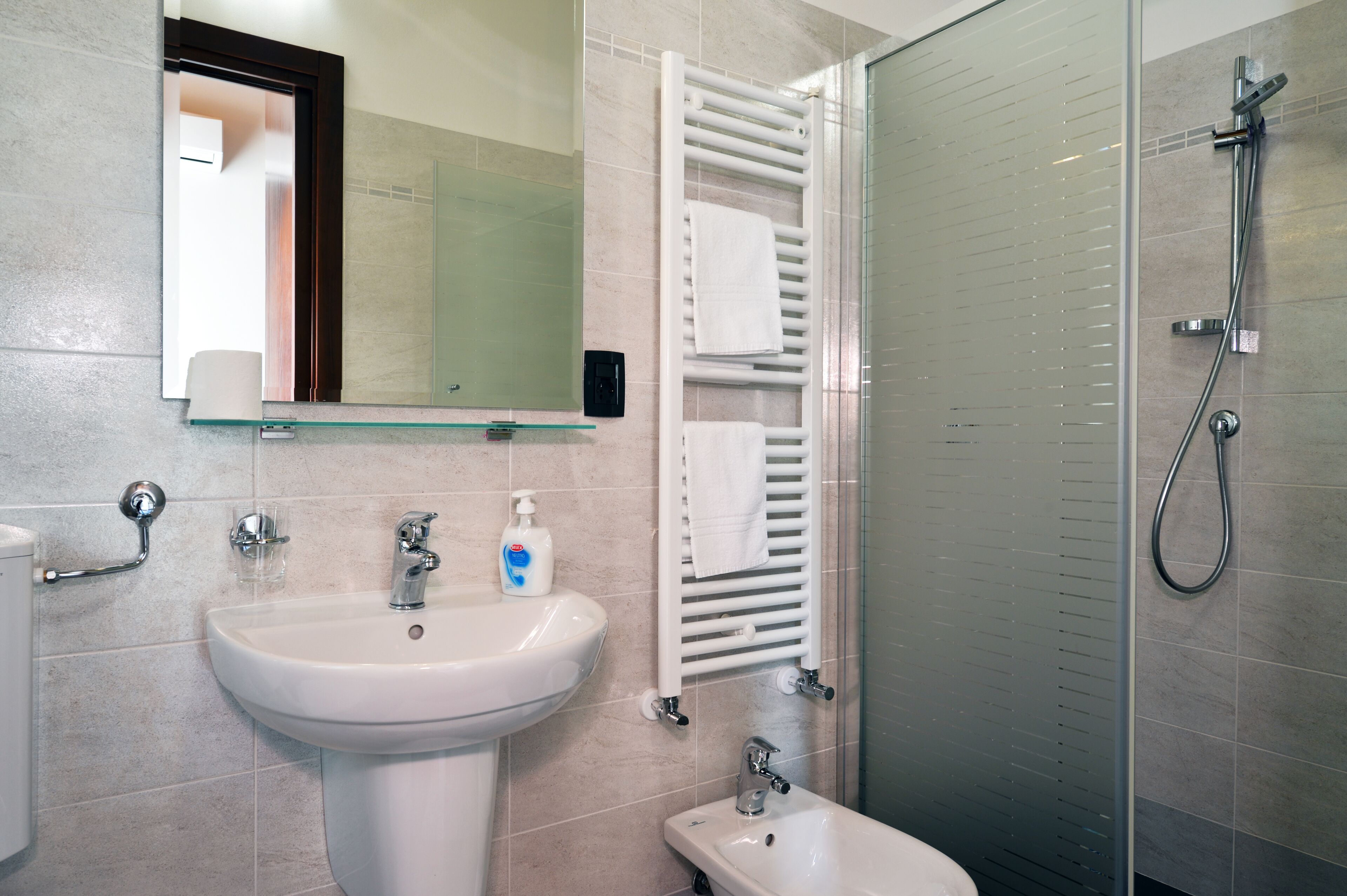 Photo - CQ Rooms Verona