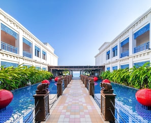 Front of property - Mayfair Palm Beach Resort  (Brahmapur)