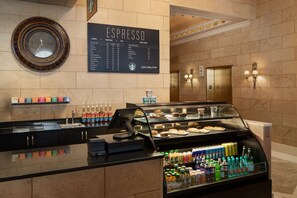 Breakfast, lunch and dinner served - The Davenport Tower, Autograph Collection (Spokane)