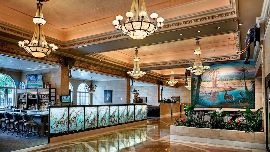 The Davenport Tower, Autograph Collection