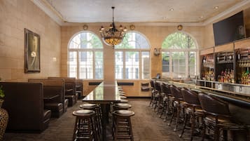 Bar (in der Unterkunft)