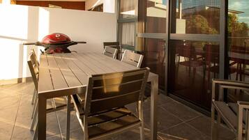 Luxury Villa, 3 Bedrooms, 2 Bathrooms, Courtyard Area | Terrace/patio