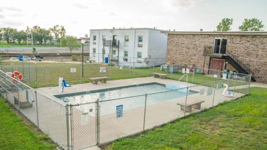 Marshall Lodge By OYO Hwy 65