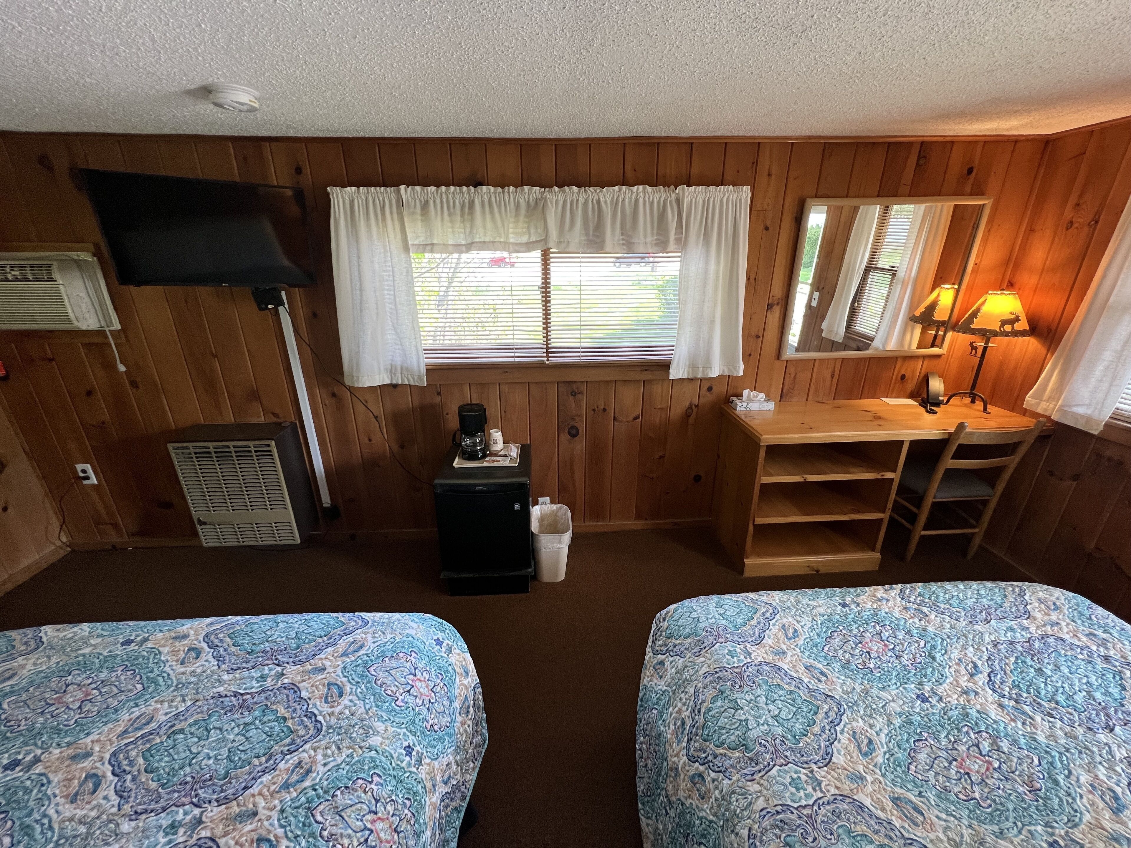 cabin, 2 double beds | free wifi, bed sheets