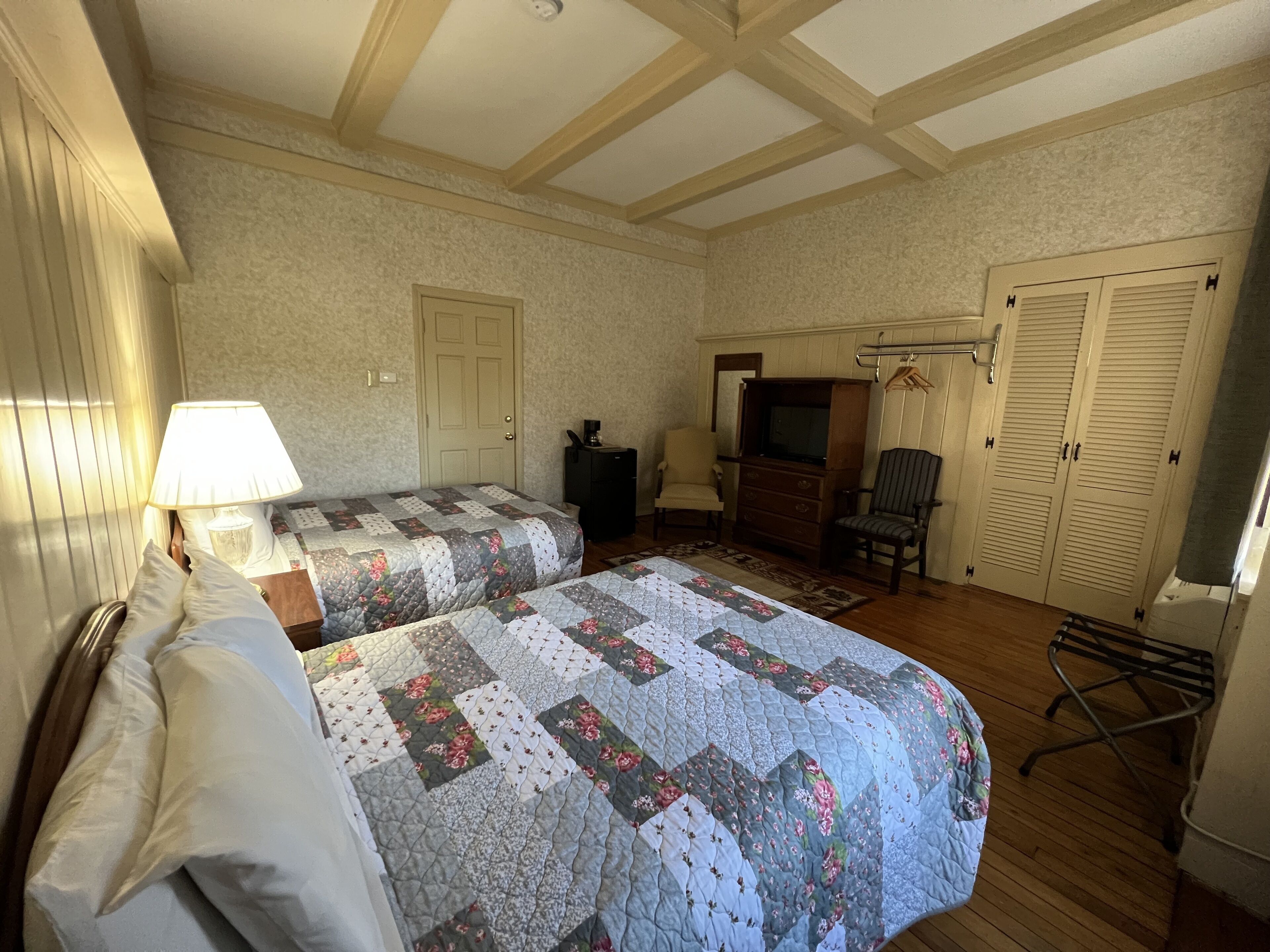 double room, 2 double beds | free wifi, bed sheets