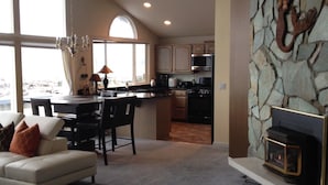 Camano Island 4 Bedroom Vacation Rental | Living area - Camano Island Waterfront Vacation Rental (Camano Island)