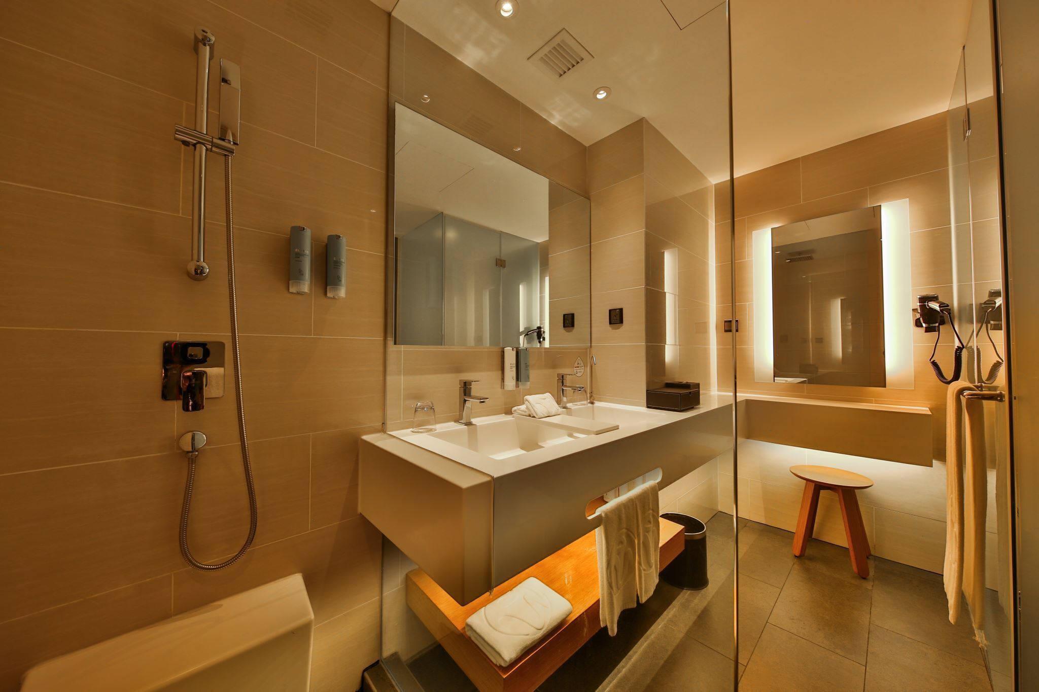 minibar, in-room safe, desk, iron/ironing board