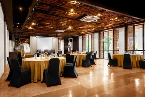 Meeting facility - Green Forest Resort & Wedding Bandung (Parongpong)