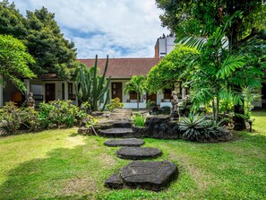 Garden - Inna Bali Heritage Hotel (Denpasar)