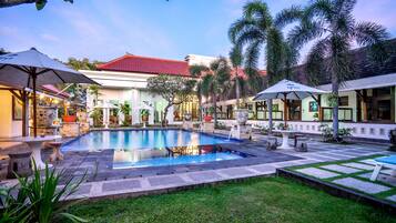 Outdoor pool, open 6:00 AM to 6:00 PM, pool umbrellas, sun loungers