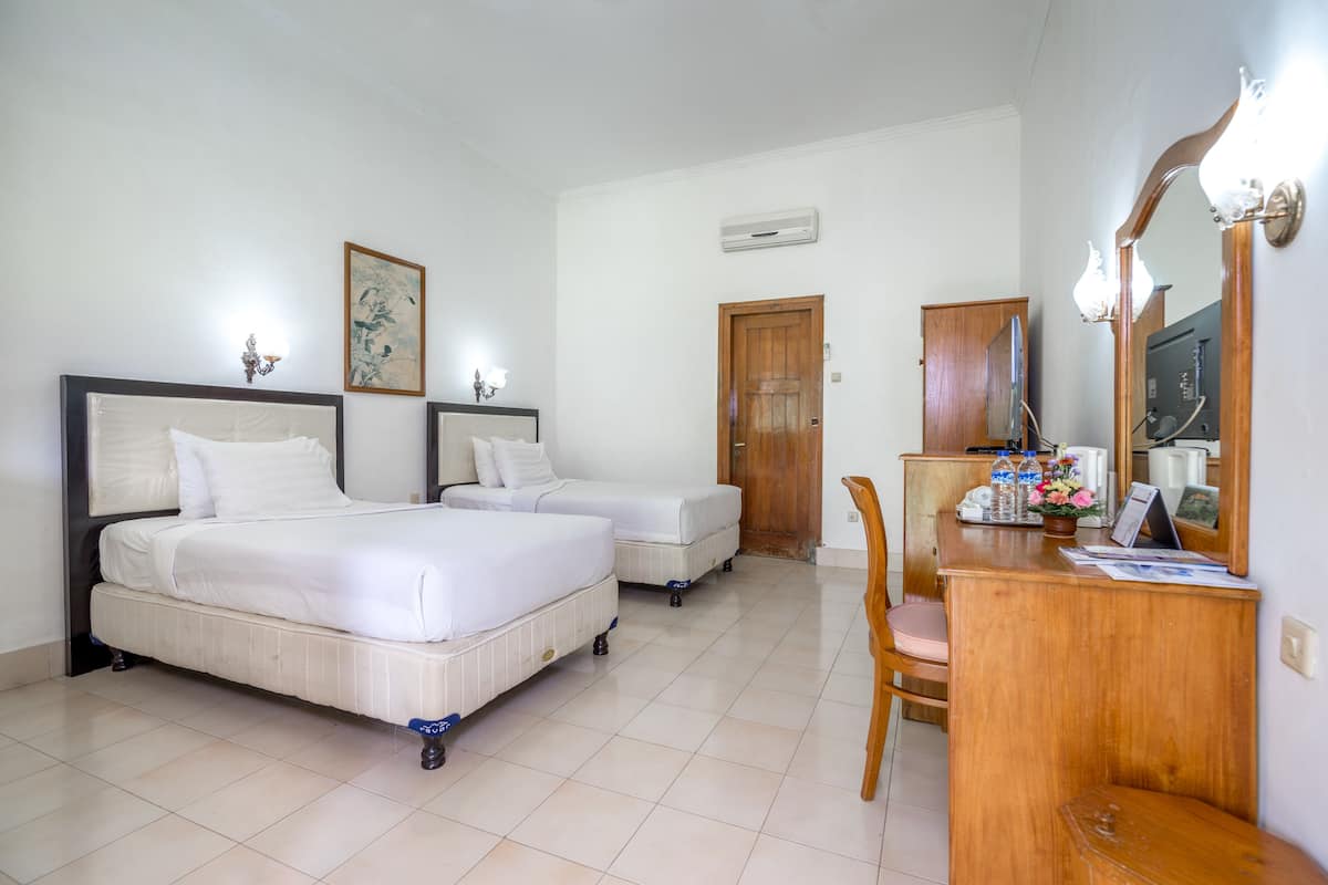 1 chambre, minibar, bureau, espace de travail pour ordinateurs portables