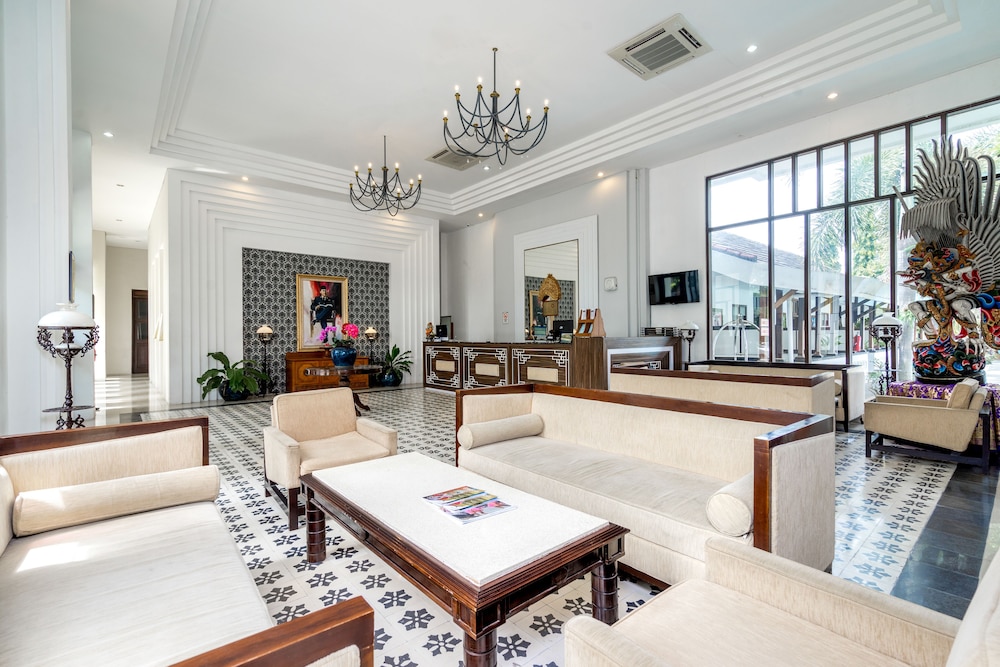 Inna Bali Heritage Hotel by null