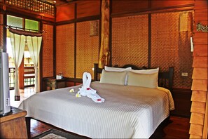 Premium bedding, minibar, desk, rollaway beds - Pai Vimaan Resort (Pai)