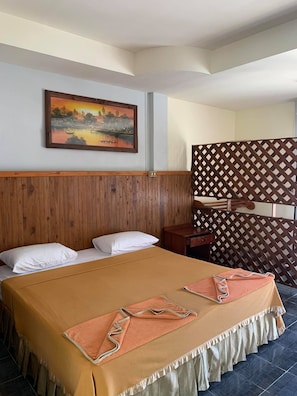 In-room safe, desk, blackout curtains, free WiFi - Rattana Guesthouse & Bungalow (Koh Samui)