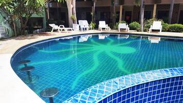 Outdoor pool, pool loungers