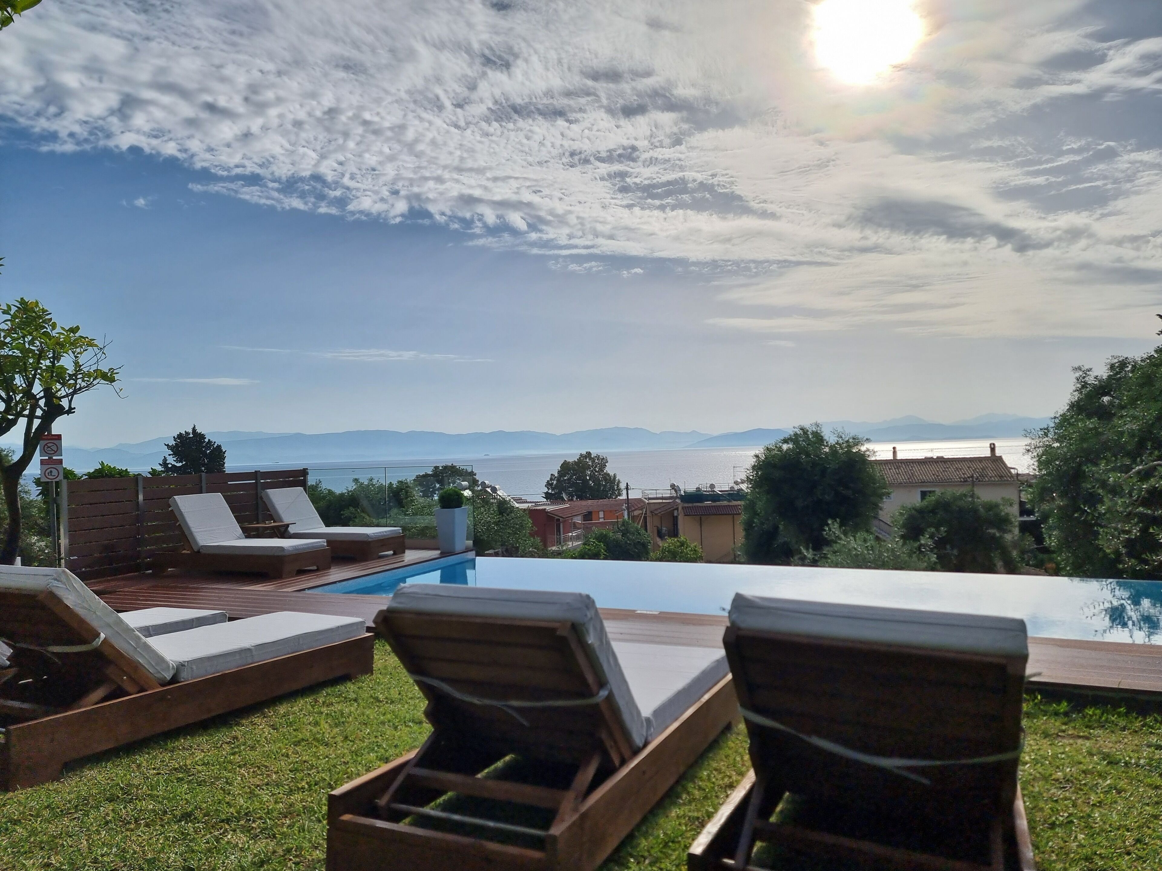 Photo - Gina Studios