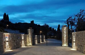 Entrada de la propiedad