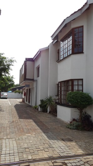 Property grounds - Sleepers Villa (Polokwane)