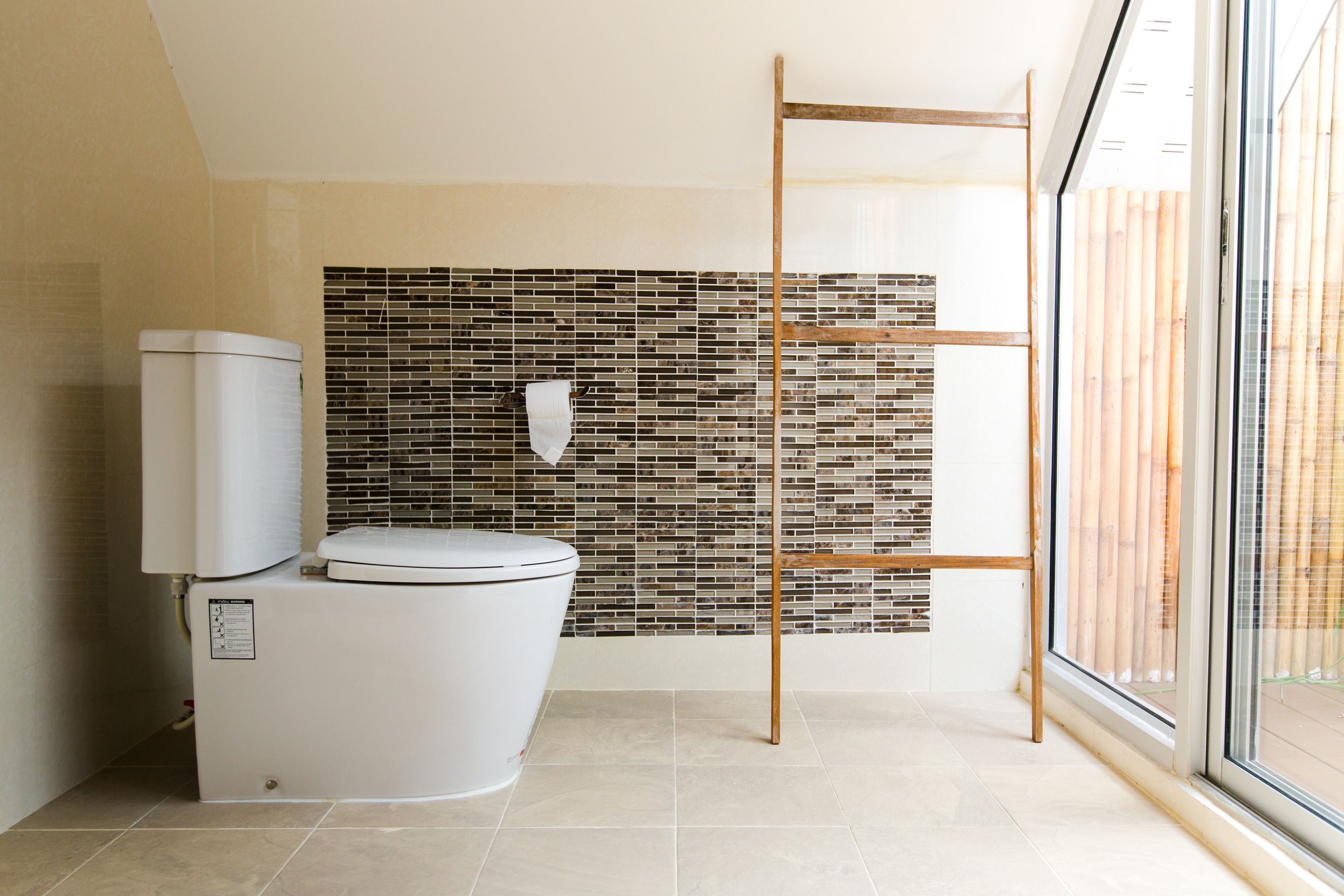 @grand garden | bathroom | free toiletries, bathrobes, slippers, towels